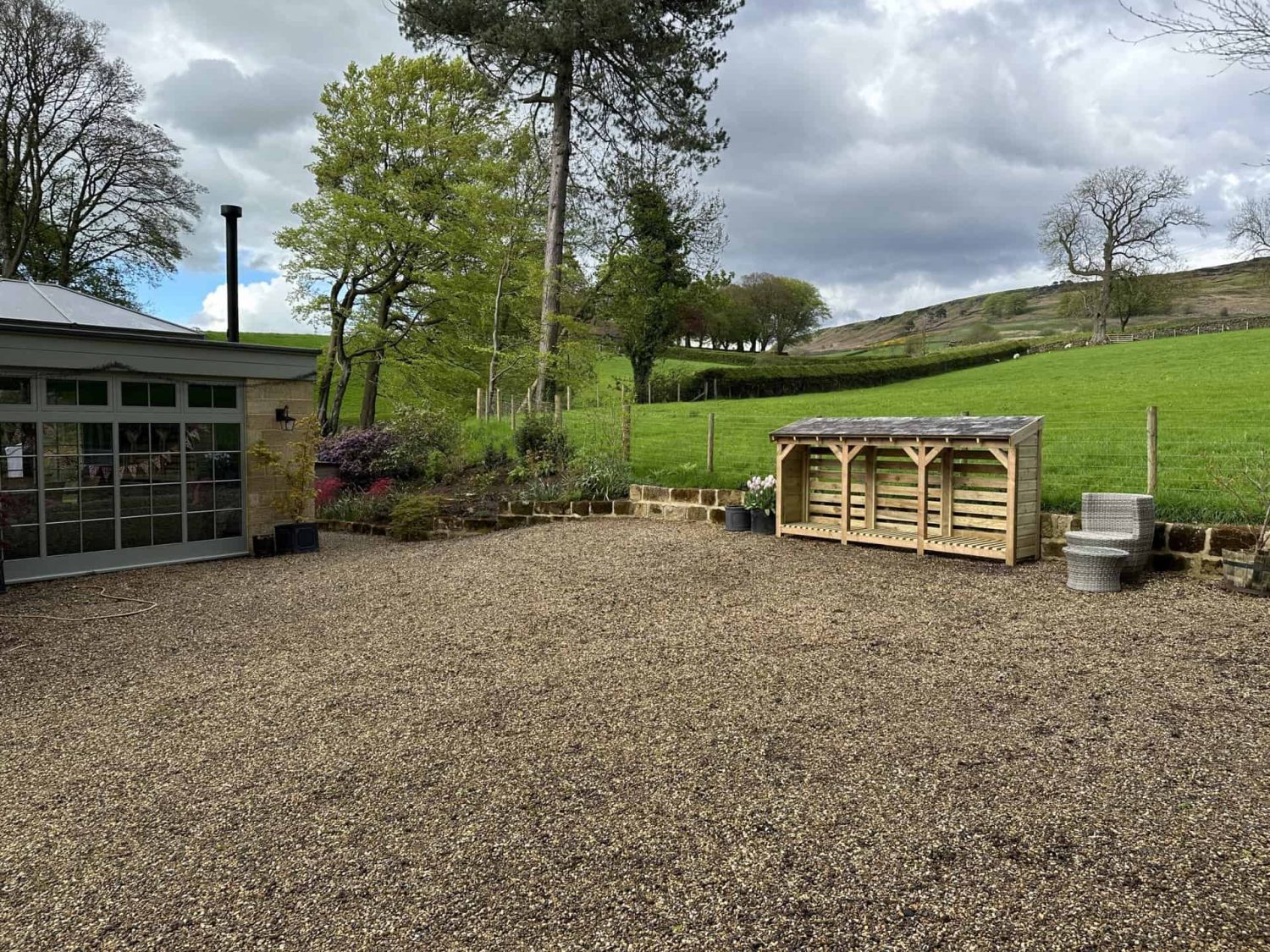 Bertie - Slate Roof Log Store - Image 8