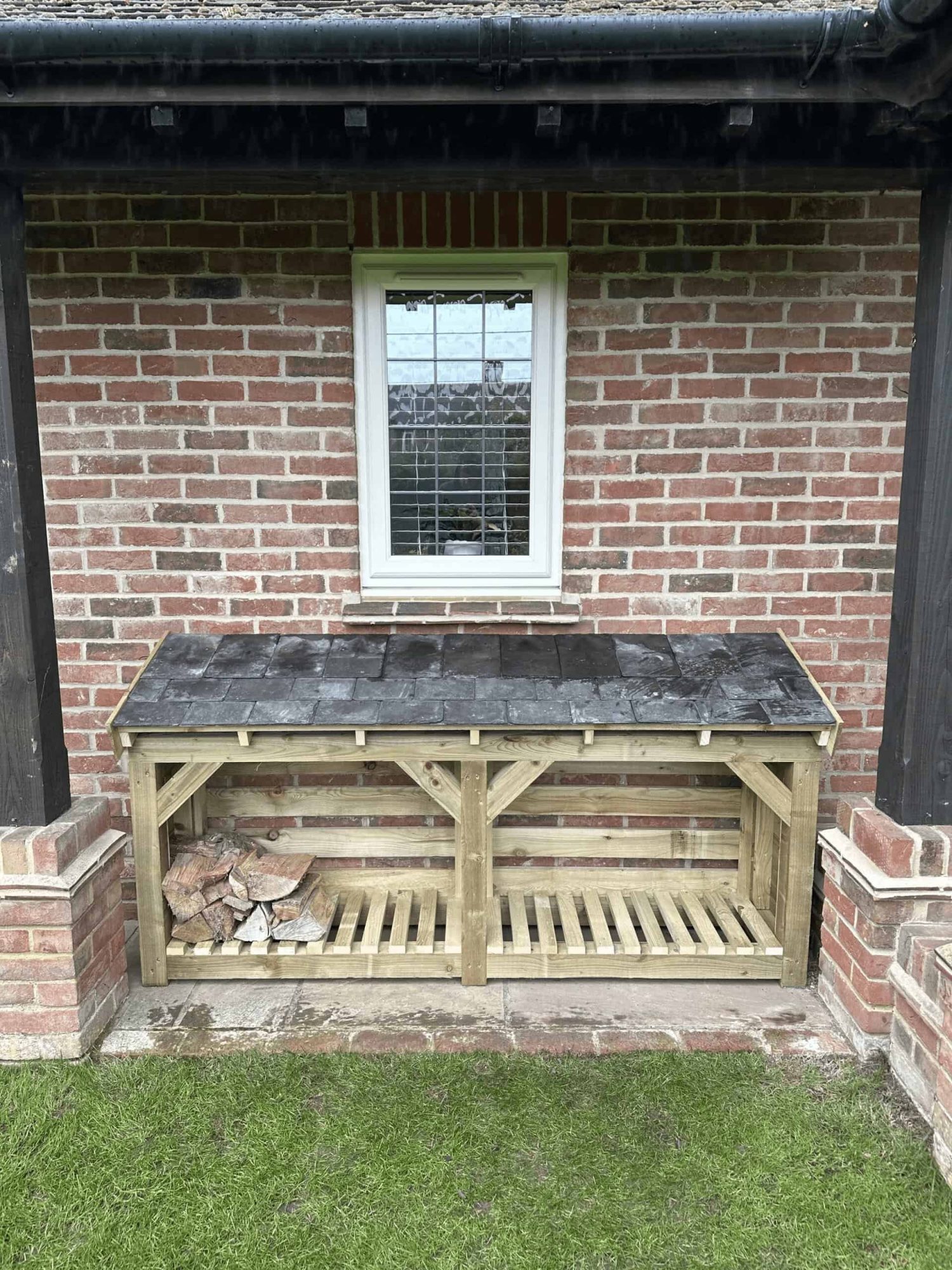 Charlie - Small, Slate Roof Log Store