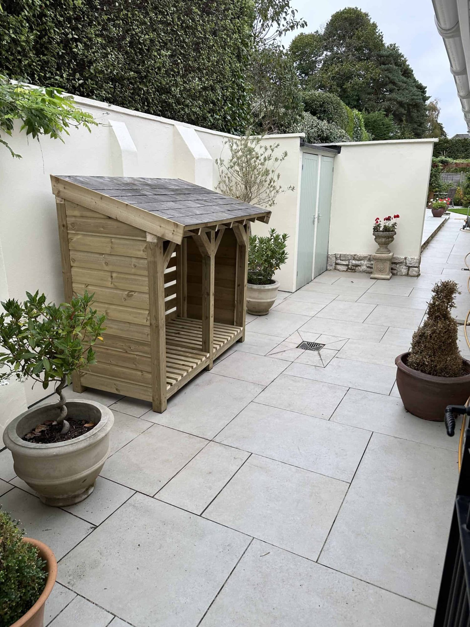 Lyra - Log Store with Slate Roof - Image 4