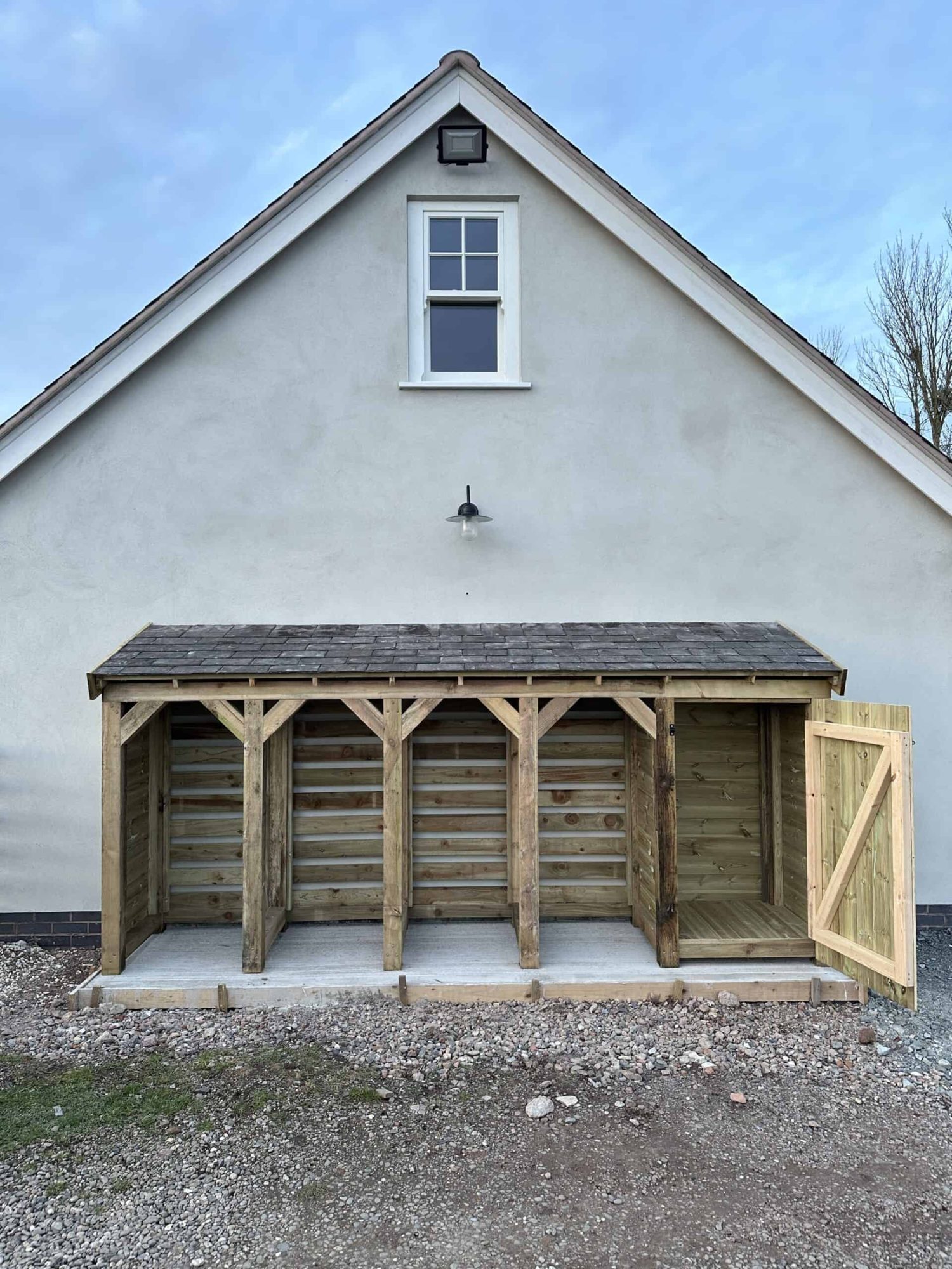4 Bay Bin and Parcel Store with Slate Roof - Image 3