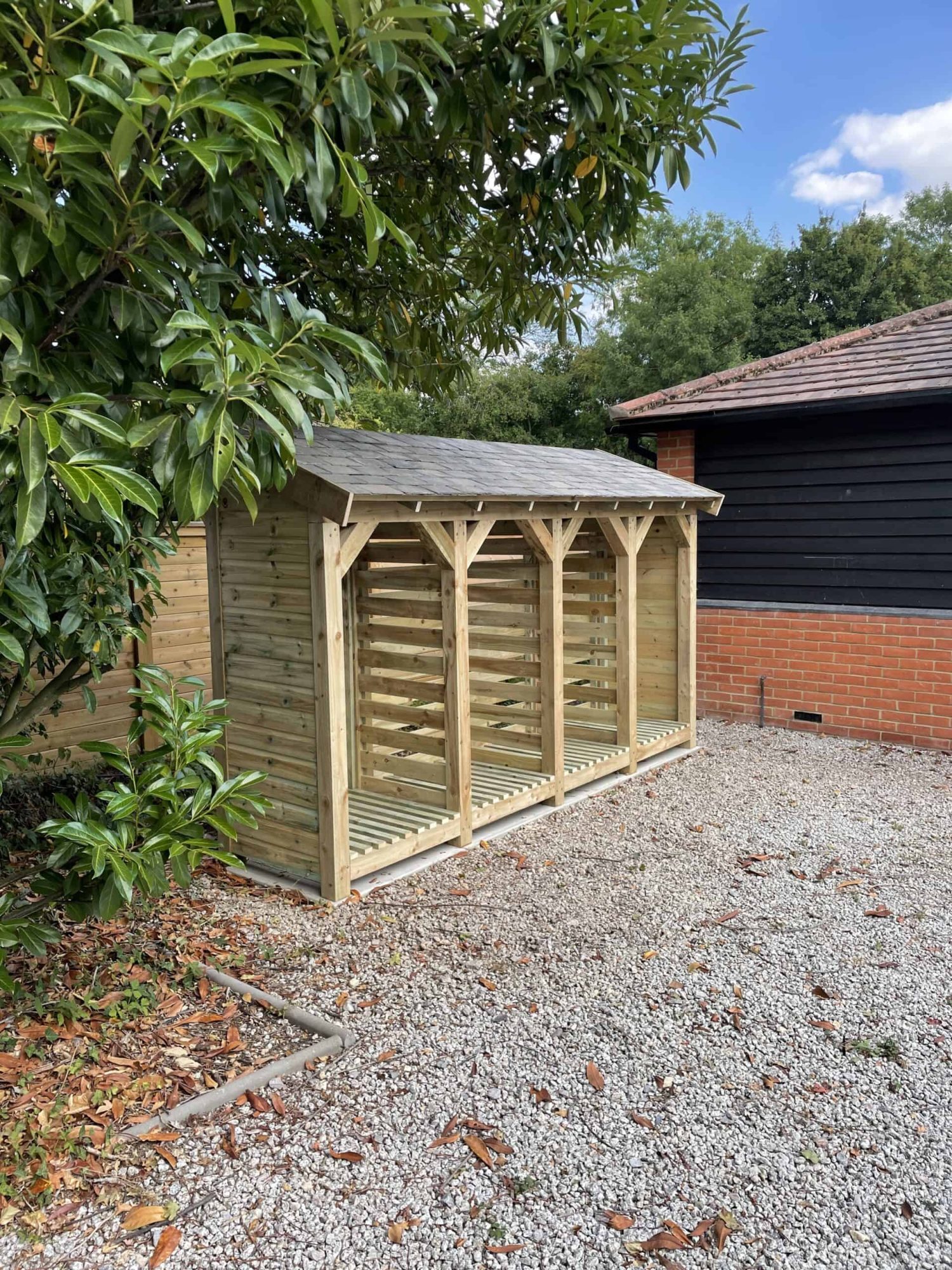 Samson - 4 Bay Log Store