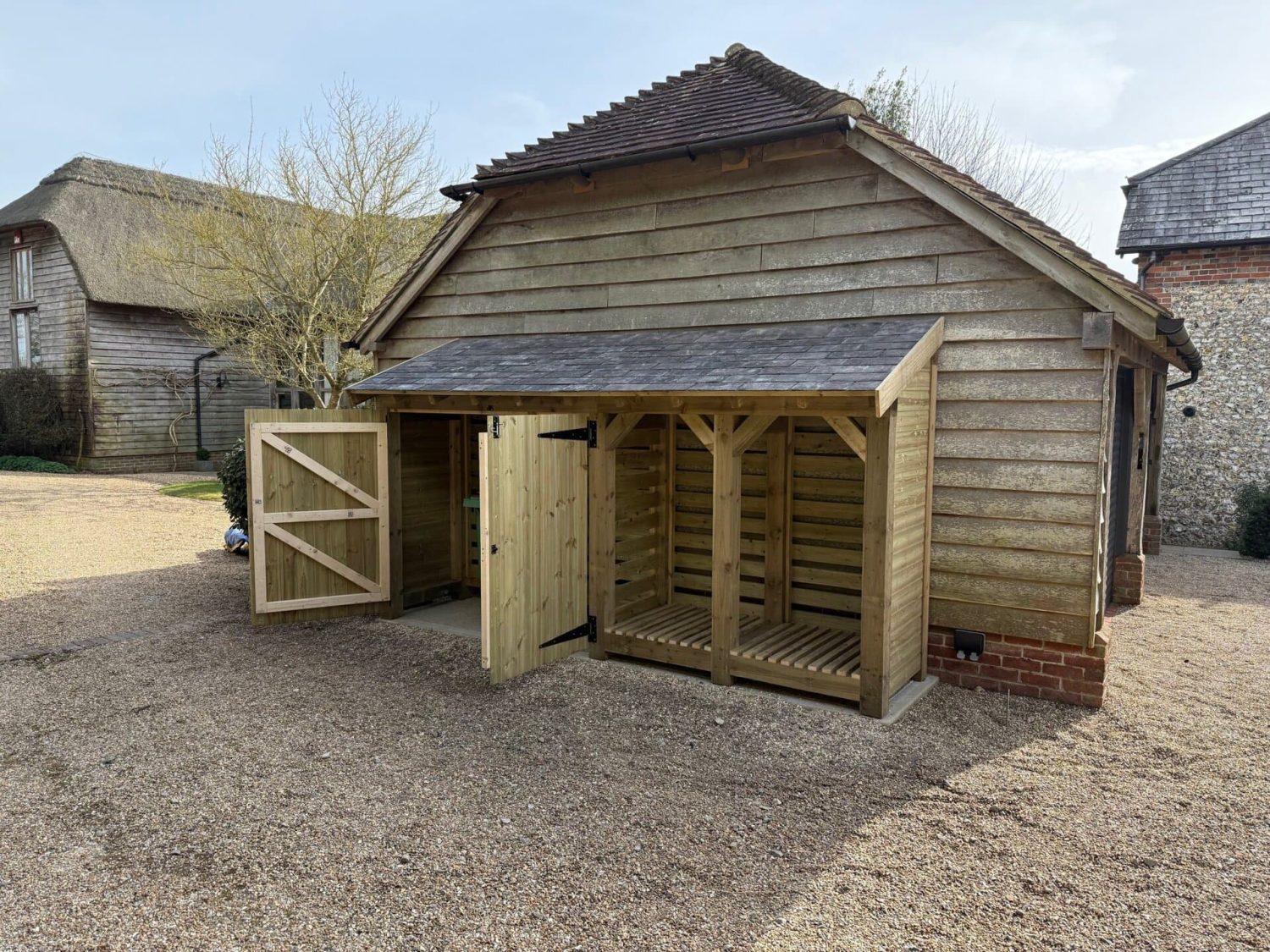 Little Tom XL - Bin and Log Store - Image 6