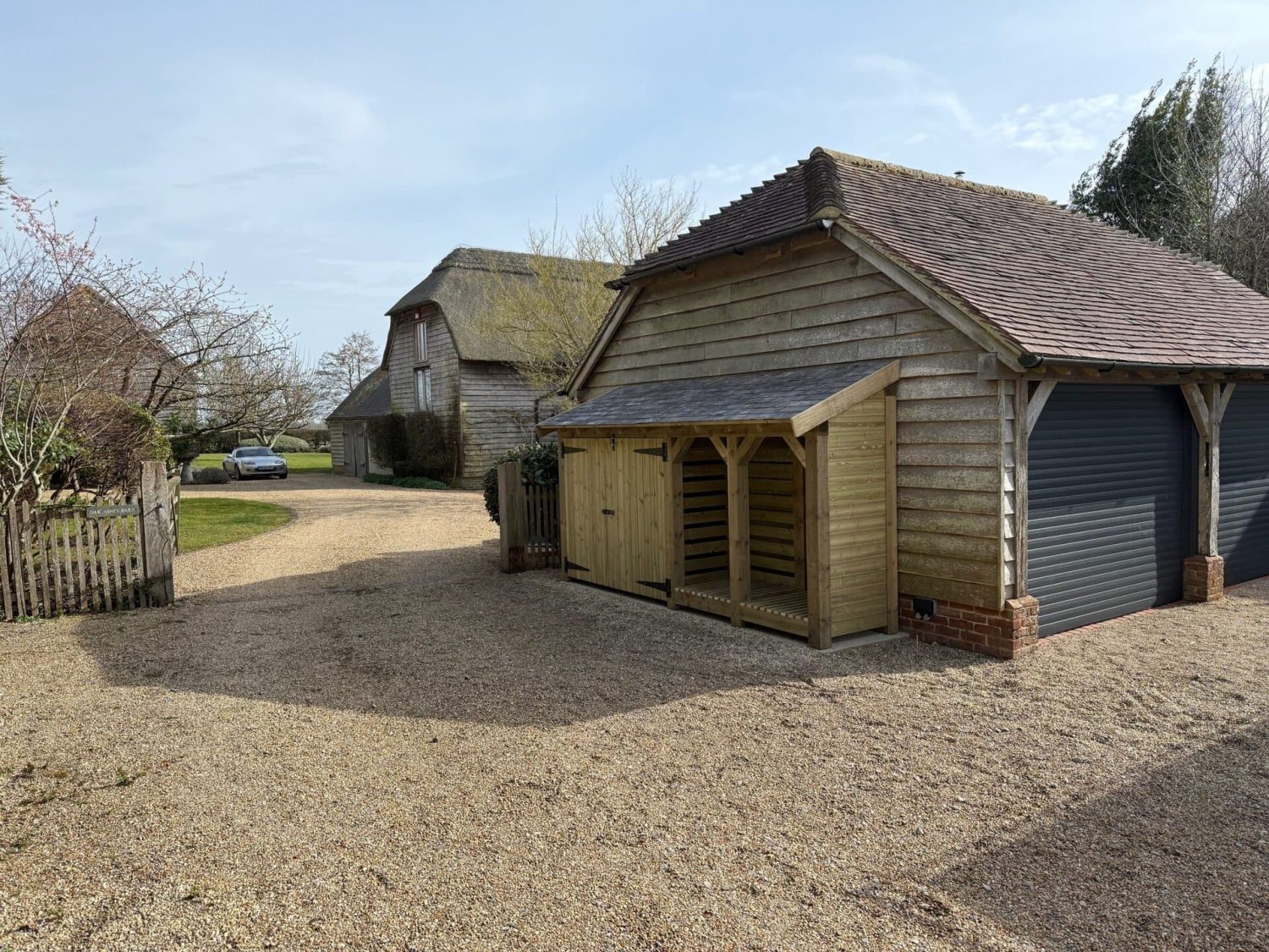 Little Tom XL - Bin and Log Store - Image 2